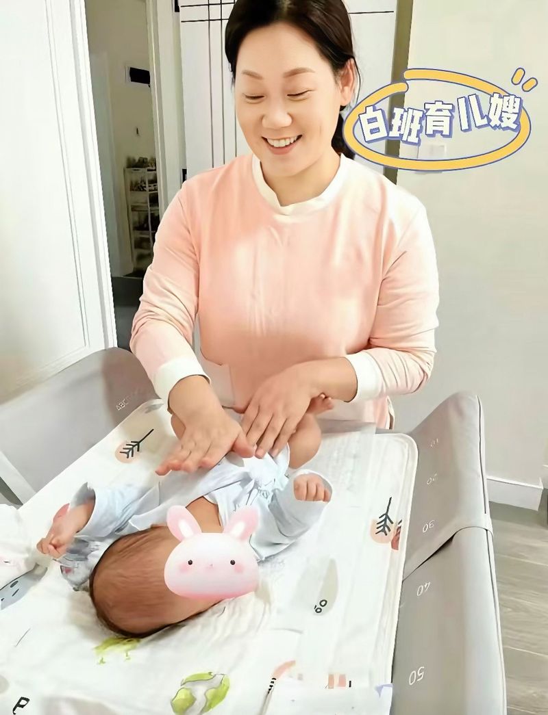 深圳月嫂服务市场动态：专业与温馨的完美结合